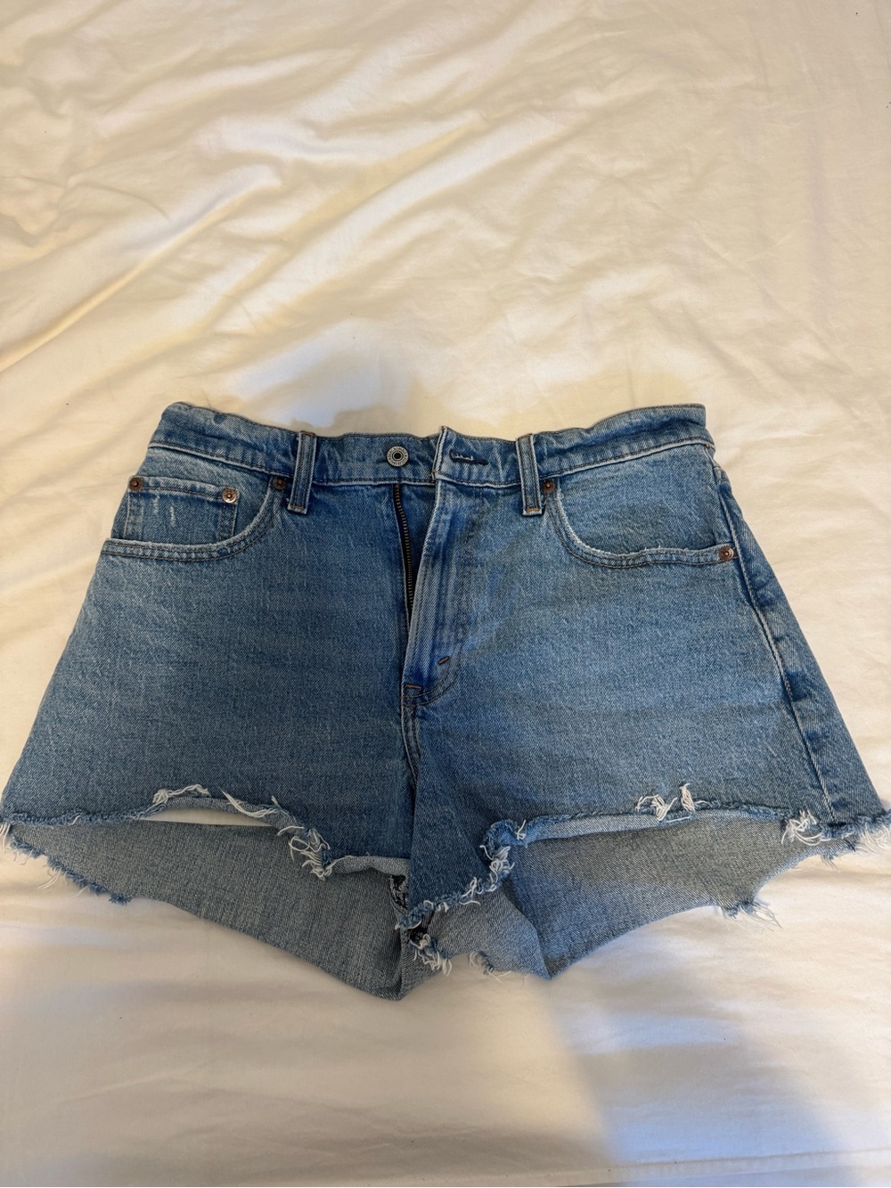 Abercrombie 90s Relaxed Cutoff Shorts